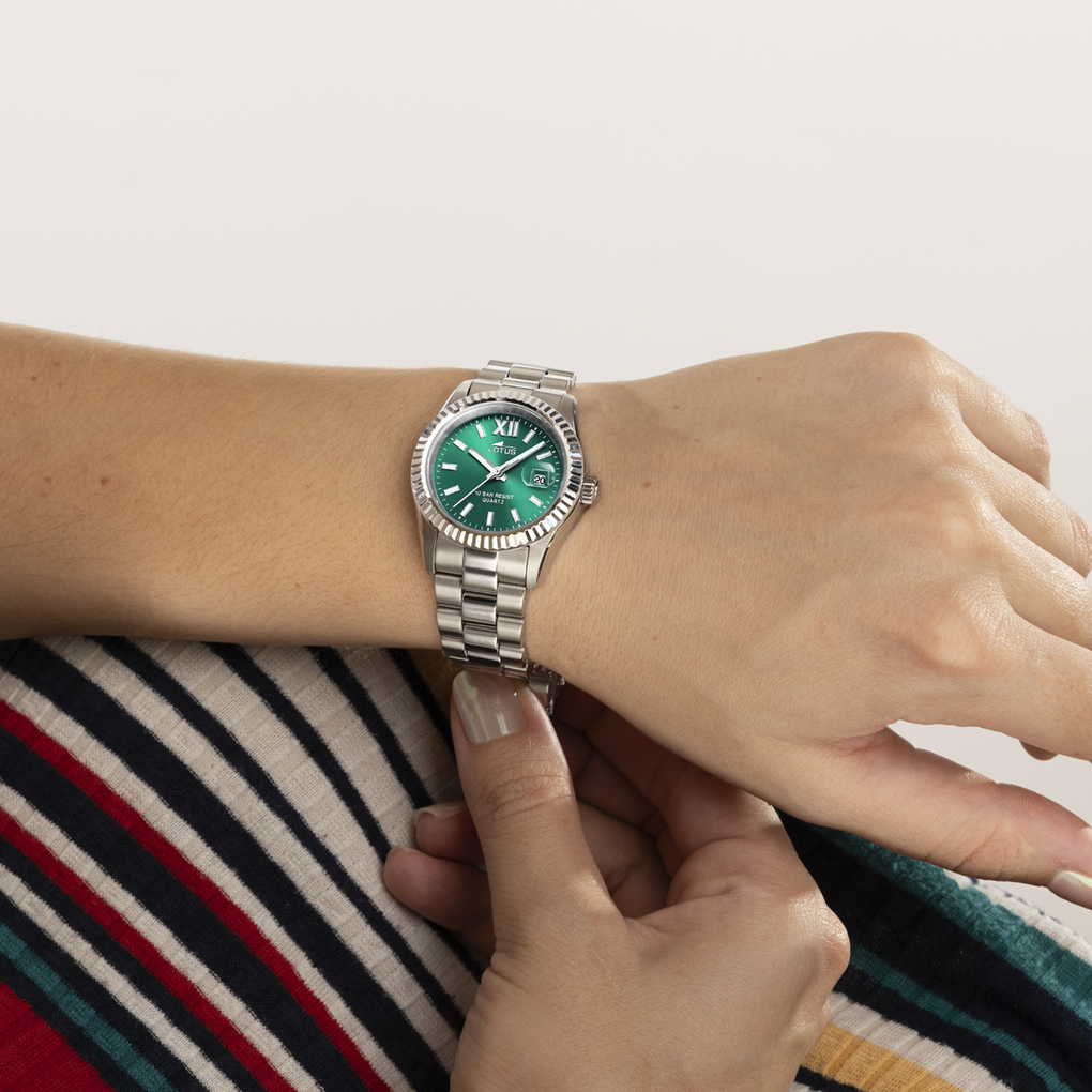 Lotus Orologio Acciaio Solo Tempo Quadrante Nero